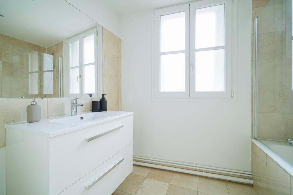 Apartment Haussmannien 16eme Arrondissement Paris